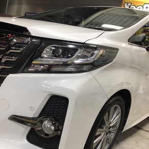 トヨタ・アルファード