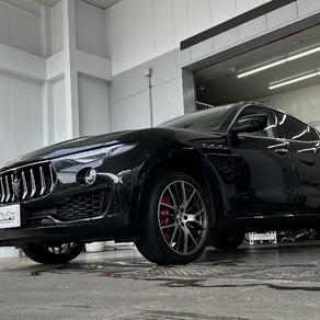 その他・マセラティ・レヴァンテ