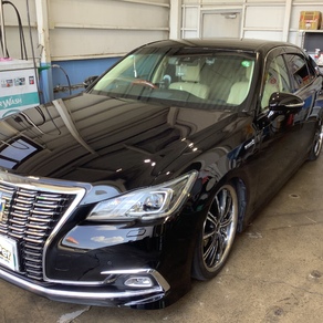 トヨタ・クラウン