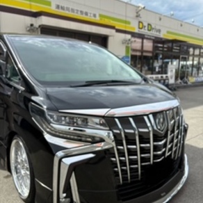 トヨタ・アルファード