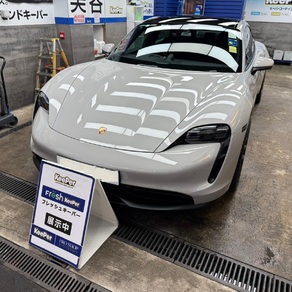 ポルシェ・タイカン