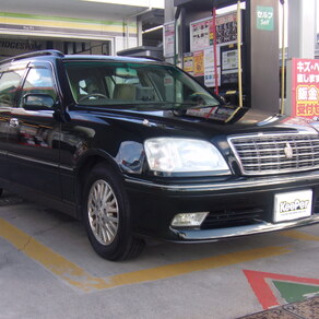 トヨタ・クラウン