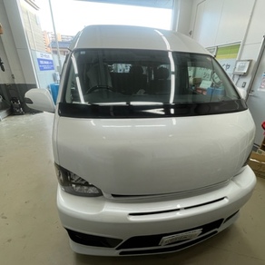 トヨタ・ハイエース (ハイルーフ・スーパーロング)