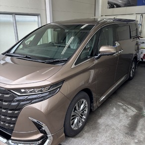 トヨタ・アルファード