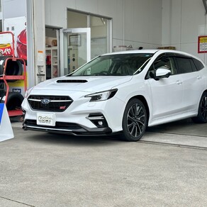 スバル・レヴォーグ