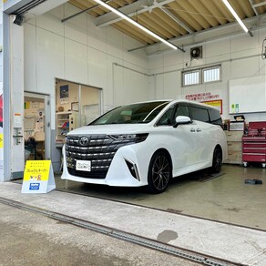 トヨタ・アルファード