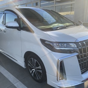 トヨタ・アルファード