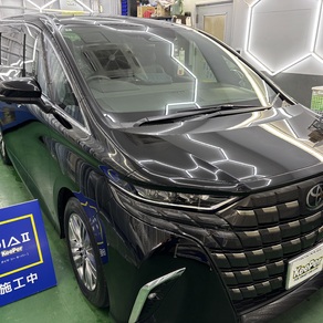 トヨタ・アルファード