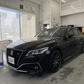 トヨタ・クラウン