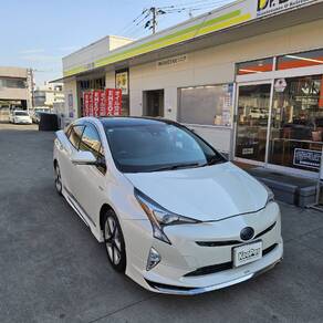 トヨタ・プリウス