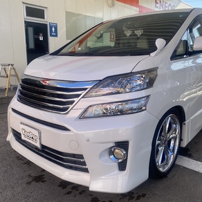 トヨタ・ヴェルファイア