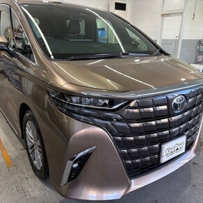 トヨタ・アルファード