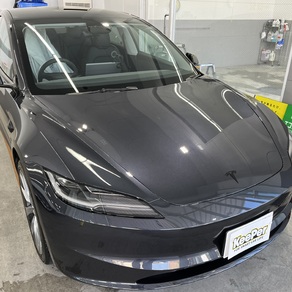 その他・テスラ・モデル３