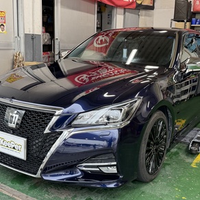 トヨタ・クラウン