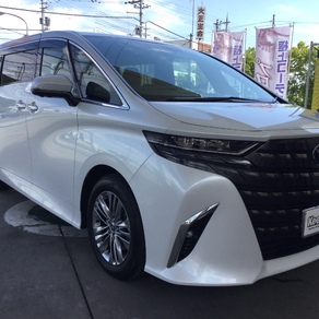 トヨタ・アルファード