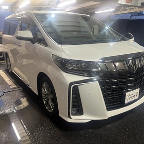 トヨタ・アルファード