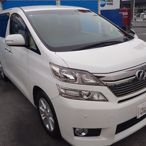 トヨタ・ヴェルファイア