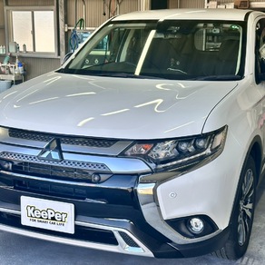 三菱・アウトランダー