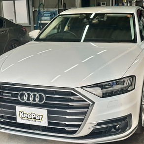 アウディ・A8