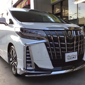 トヨタ・アルファード