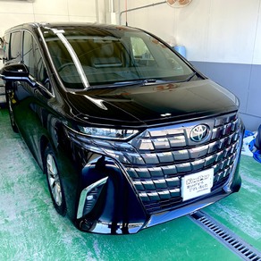 トヨタ・アルファード