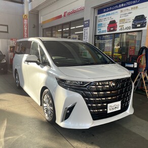 トヨタ・アルファード