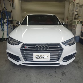 アウディ・S4