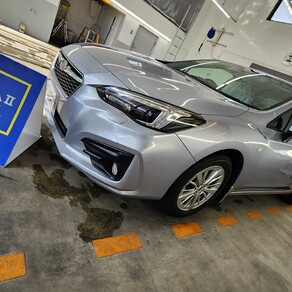 スバル・レガシィB4