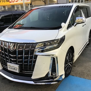 トヨタ・アルファード