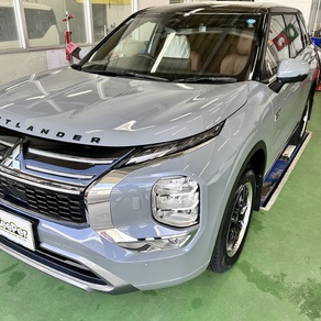 三菱・アウトランダー