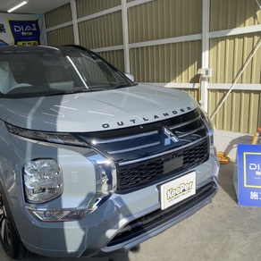 三菱・アウトランダー