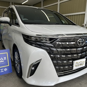 トヨタ・アルファード