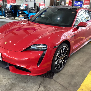 ポルシェ・タイカン