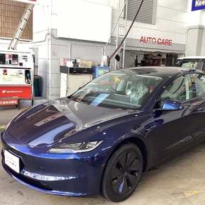 その他・テスラ・モデル３