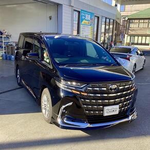 トヨタ・アルファード