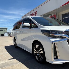 トヨタ・アルファード