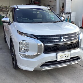 三菱・アウトランダー