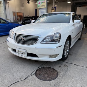 トヨタ・クラウン