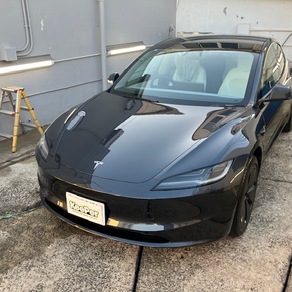 その他・テスラ・モデル３