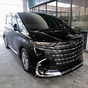 トヨタ・アルファード