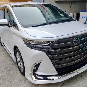トヨタ・アルファード