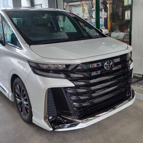 トヨタ・ヴェルファイア