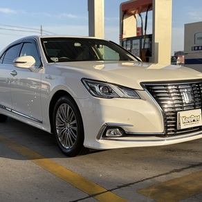 トヨタ・クラウン