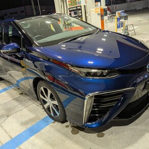 トヨタ・ミライ