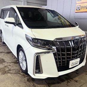 トヨタ・アルファード