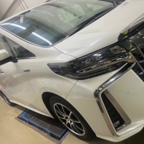 トヨタ・アルファード