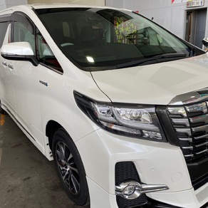 トヨタ・アルファード