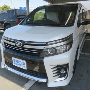 トヨタ・ヴォクシー