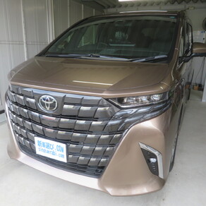 トヨタ・アルファード