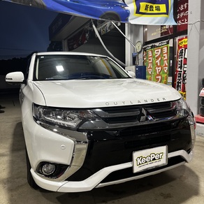 三菱・アウトランダー